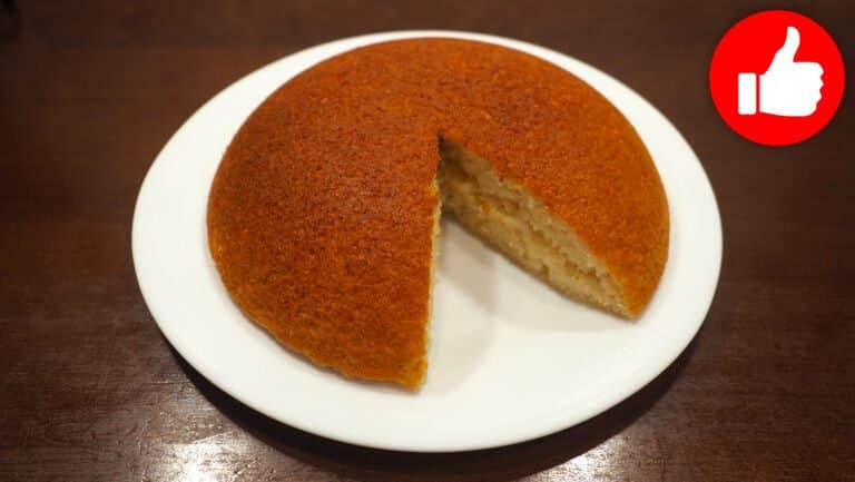 Рецепт: Пирог на кефире - в мультиварке. Получается всегда: просто, быстро и вкусно.