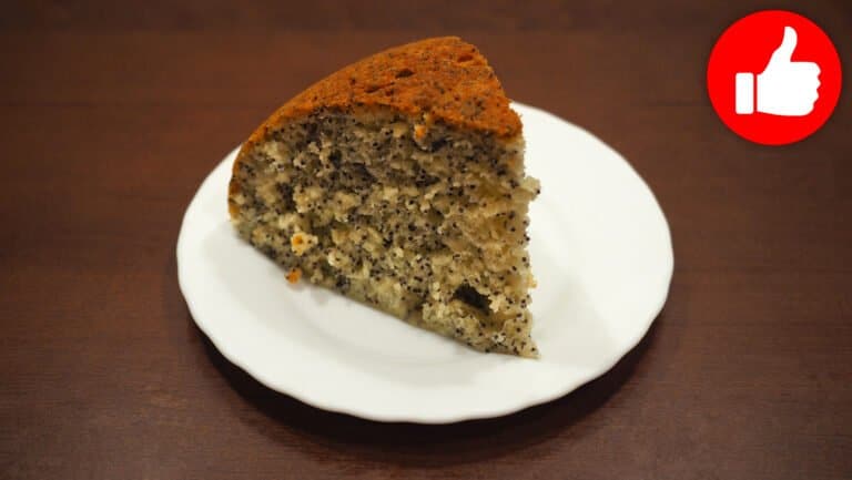 Вкусный нежный творожный пирог с маком в мультиварке