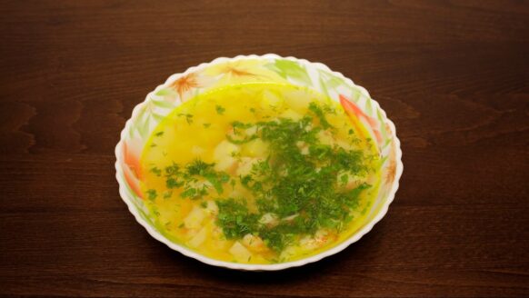 Вкусный Суп из крабовых палочек в мультиварке