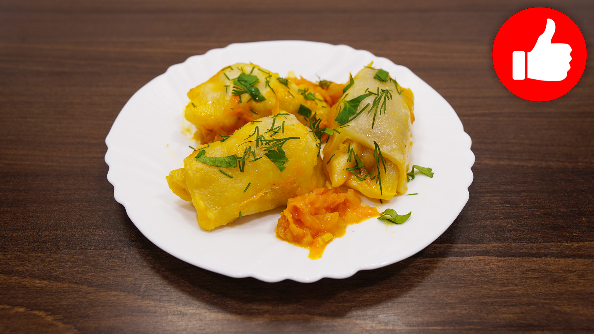 Ленивые пельмени с овощным соусом