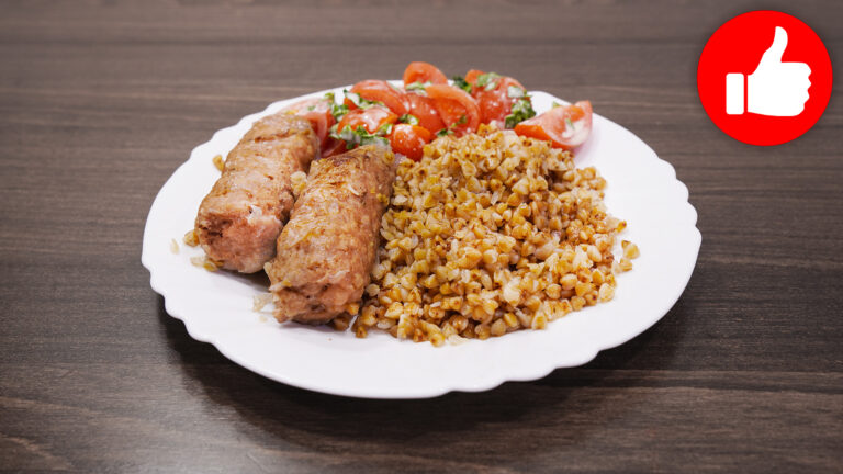 Гречка с купатами в мультиварке