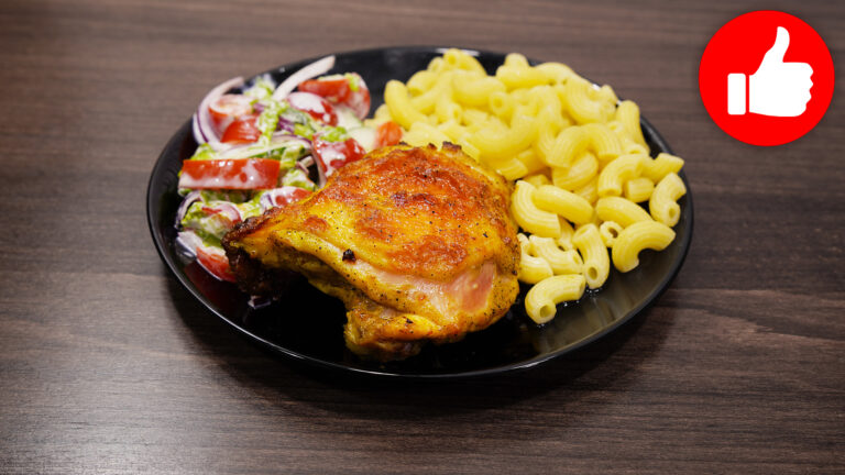 Вкусные куриные бедра и макароны в аэрогриле