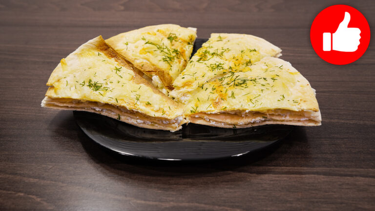 Тортилья с творогом и сыром в аэрогриле