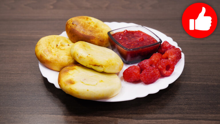 Сырники из творога на муке в аэрогриле