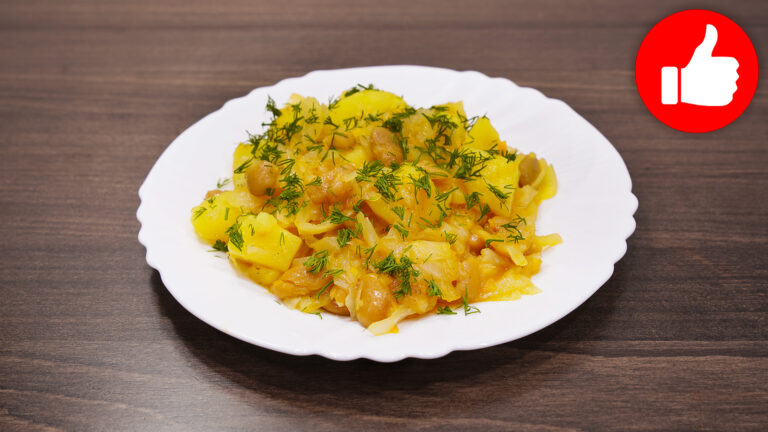 Тушеная капуста с картошкой и фасолью в мультиварке