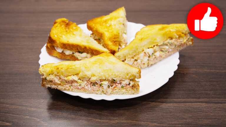 Вкусный сэндвич с тунцом в аэрогриле