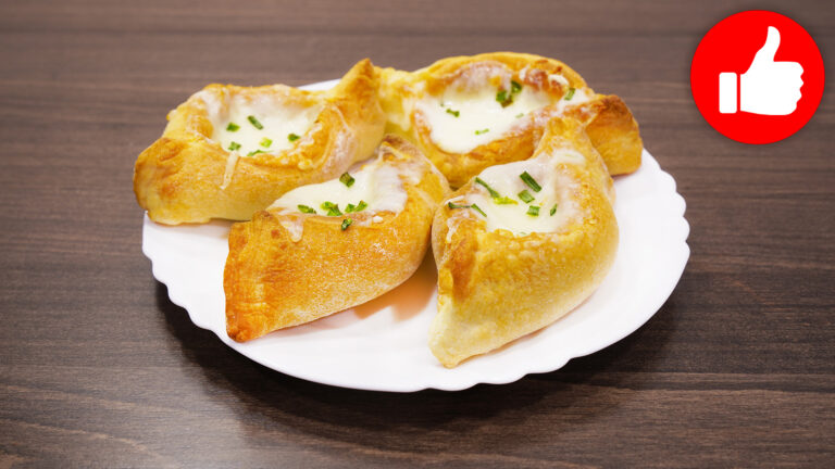 Вкусные лодочки с сыром в аэрогриле