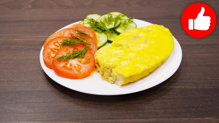 Вкусная курица в омлете в мультиварке