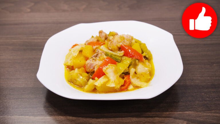 Вкусное рагу из овощей с мясом в мультиварке