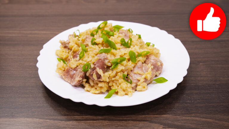 Вкусная свинина с рисом в сметано-соевом соусе в мультиварке