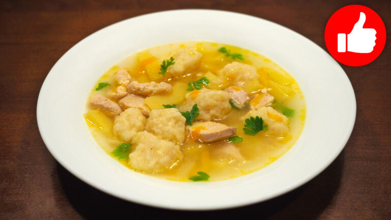 Вкусный суп из курицы с сырными шариками в мультиварке