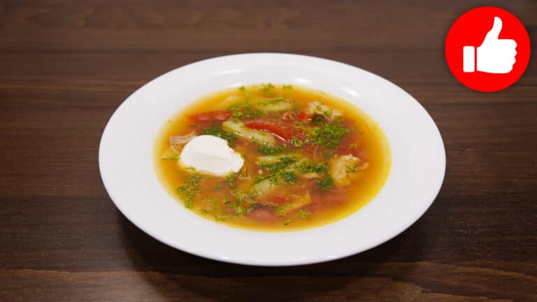 Вкусный суп с тушенкой, фасолью и лечо в мультиварке